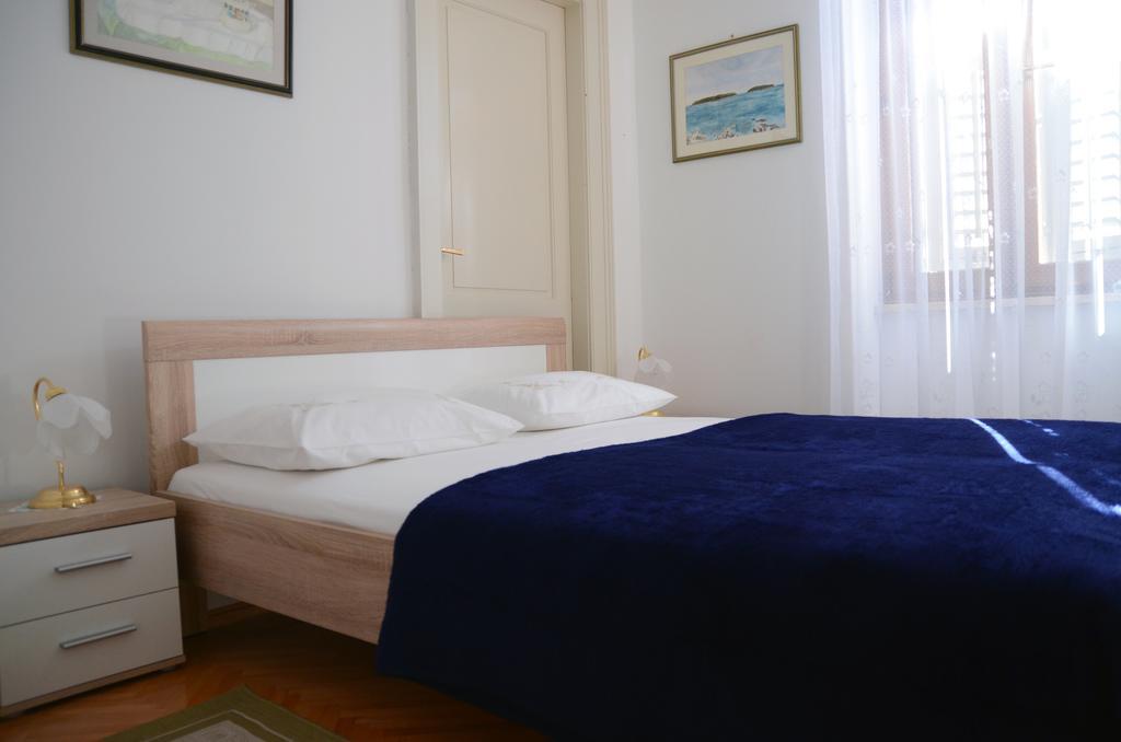 Rovinj Center Town Apartment Room photo